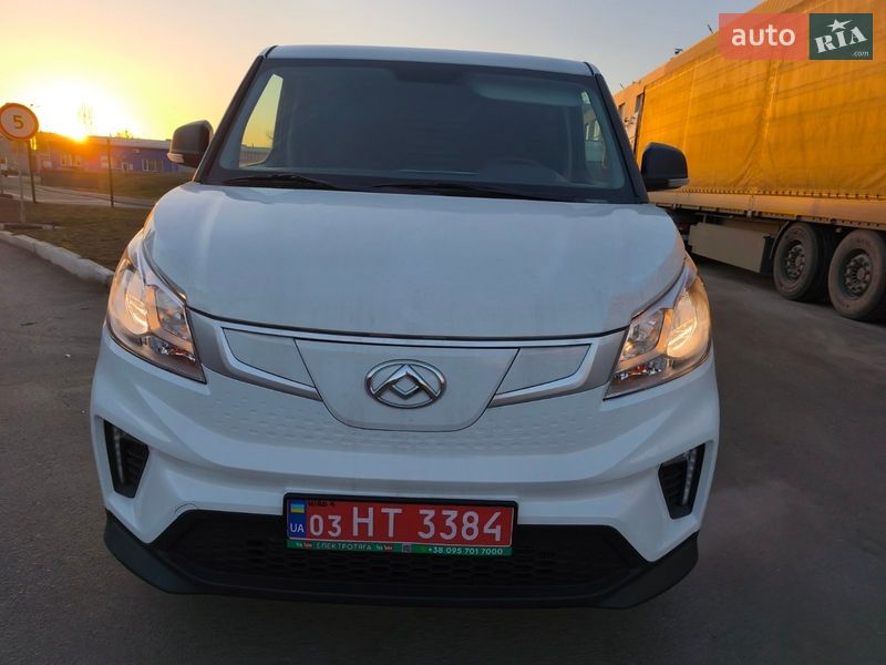 Грузовой фургон Maxus e-Deliver 3 2023 в Киеве