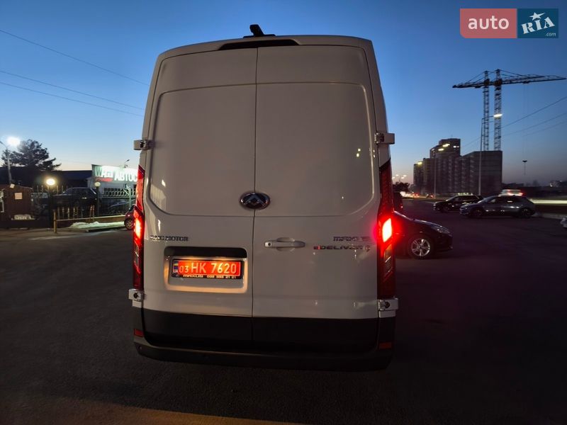 Грузовой фургон Maxus e-Deliver 9 2023 в Киеве