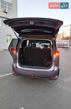 Минивэн Maxus Euniq 5 2021 в 