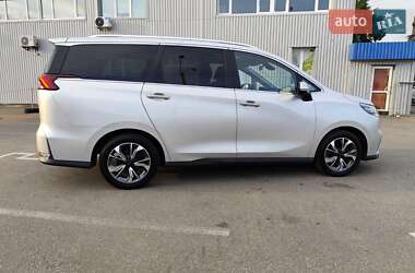 Минивэн Maxus Euniq 5 2020 в 