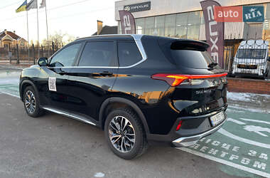 Позашляховик / Кросовер Maxus Euniq 6 2022 в 