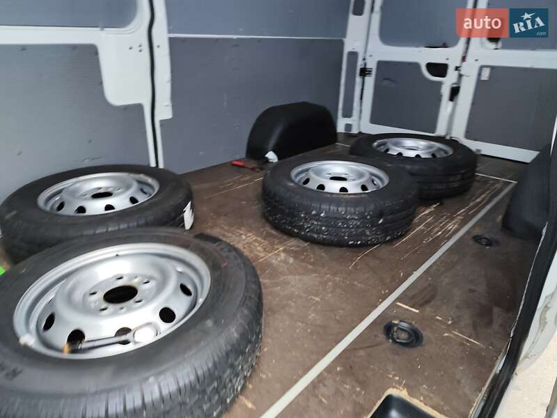 Грузовой фургон Maxus EV80 2019 в Киеве