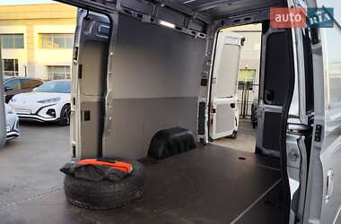 Грузовой фургон Maxus EV80 2020 в 