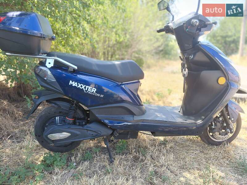 Скутер Maxxter Falcon 2022 в Кривом Роге