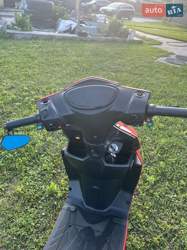 Мопеди Maxxter Neos II 2023 в Погребах