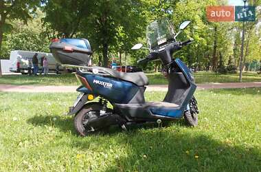 Скутер Maxxter Nova 2022 в 