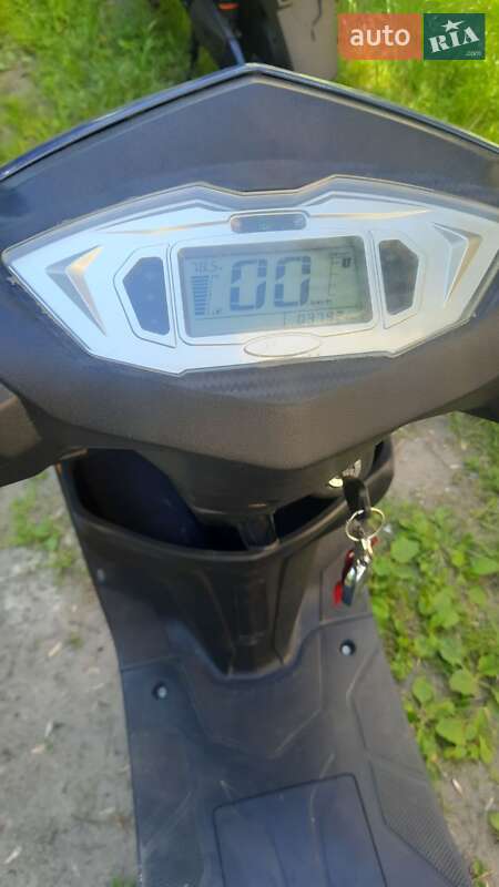 Скутер Maxxter Nova 2022 в Львове фото 25 Скутер Maxxter Nova 2022 в Львове