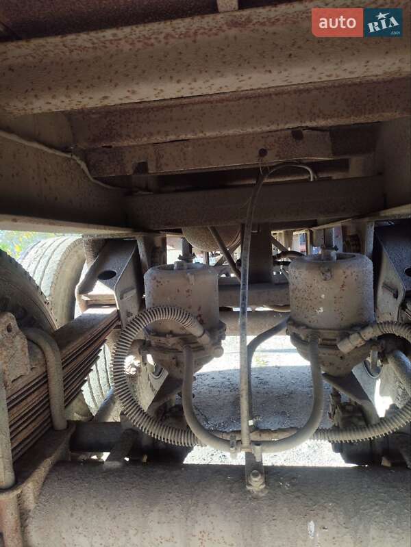 Бортовой полуприцеп МАЗ 2ПН6 1987 в Могилев-Подольске