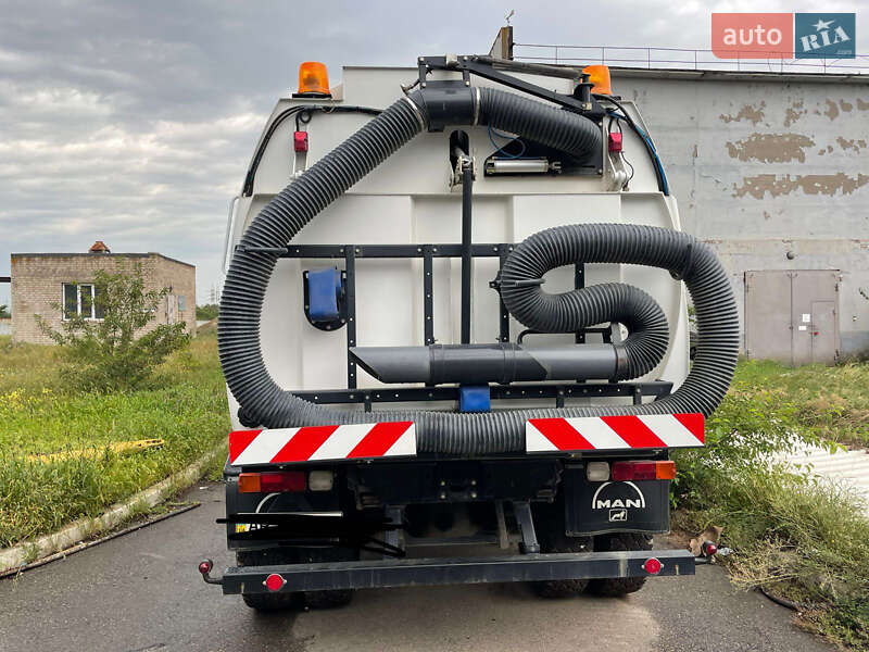 Уборочная машина МАЗ 5331 2014 в Одессе фото 2 Уборочная машина МАЗ 5331 2014 в Одессе