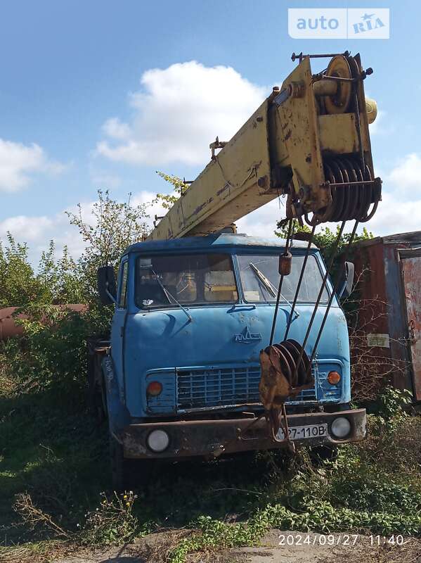 Автокран МАЗ 5334 1985 в 