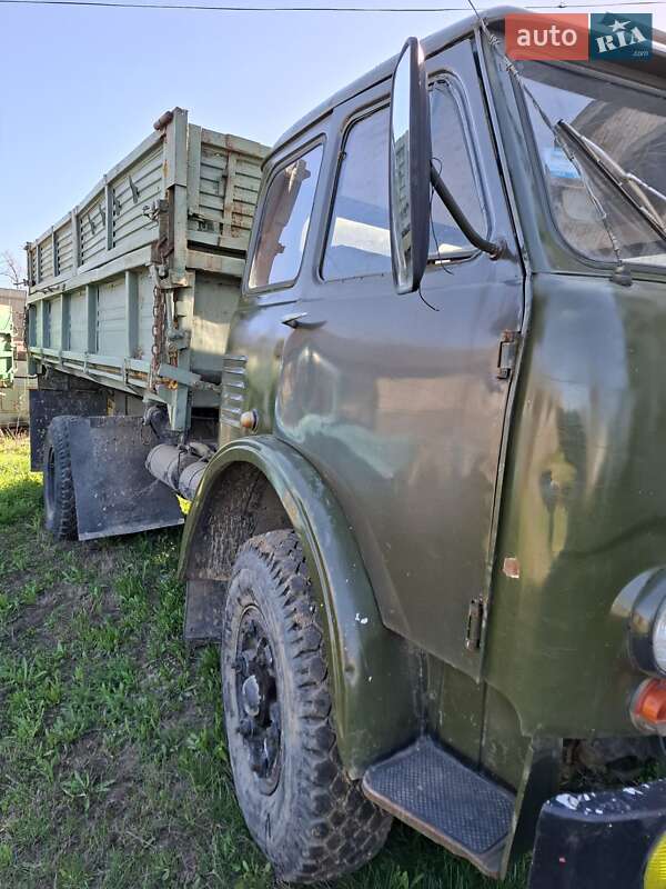 Самоскид МАЗ 5335 1990 в Томашполі