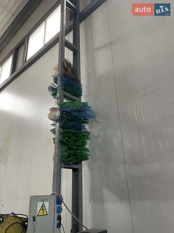 Пескоразбрасывающая машина МАЗ 5571 2009 в Одессе фото 19 Пескоразбрасывающая машина МАЗ 5571 2009 в Одессе