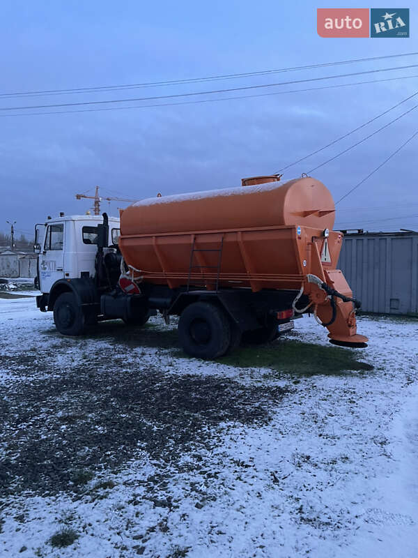 Пескоразбрасывающая машина МАЗ 5571 2009 в Одессе фото 40 Пескоразбрасывающая машина МАЗ 5571 2009 в Одессе