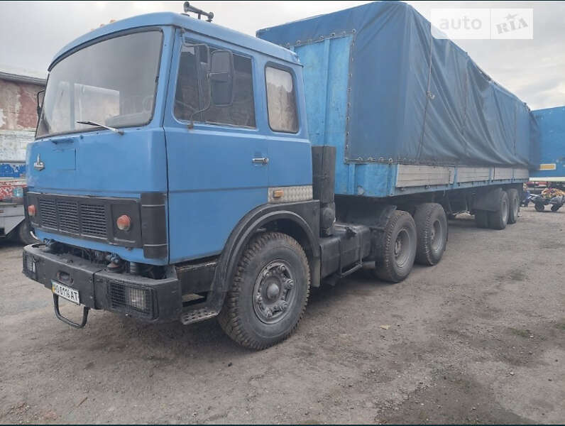 Тягач МАЗ 64229 1990 в 