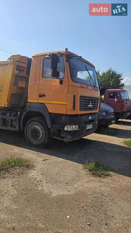 Самосвал МАЗ 6501C5 2018 в 