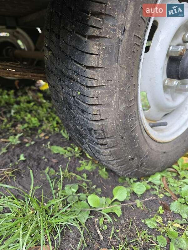 Легковой прицеп МАЗ 8114 1987 в Киеве фото 7 Легковой прицеп МАЗ 8114 1987 в Киеве