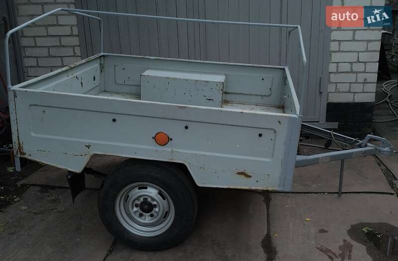 Легковой прицеп МАЗ 8114 1992 в Черкассах фото Легковой прицеп МАЗ 8114 1992 в Черкассах