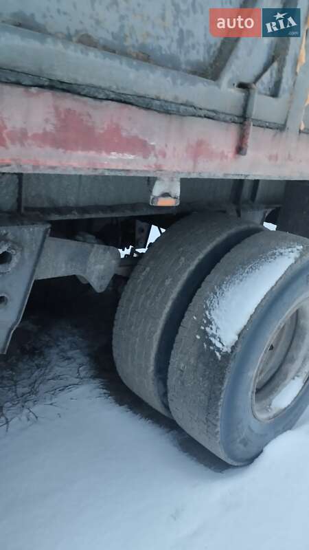 Зерновоз - полуприцеп МАЗ 938662 2004 в Краснокутске