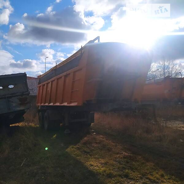 Самосвал полуприцеп МАЗ 950600 2003 в Стрые