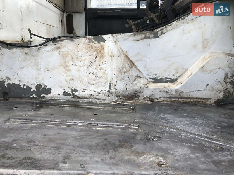 Самосвал МАЗ МАЗ 2008 в Львове