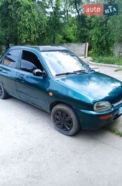 Седан Mazda 121 1994 в Новомосковске