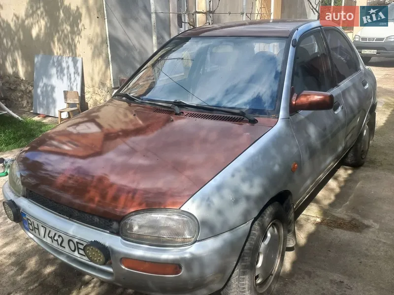Mazda 121