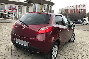 Хэтчбек Mazda 2 2011 в Днепре