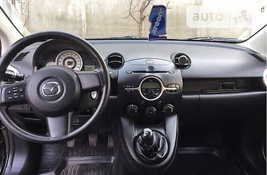 Хэтчбек Mazda 2 2008 в Ровно