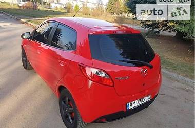 Хетчбек Mazda 2 2012 в Києві