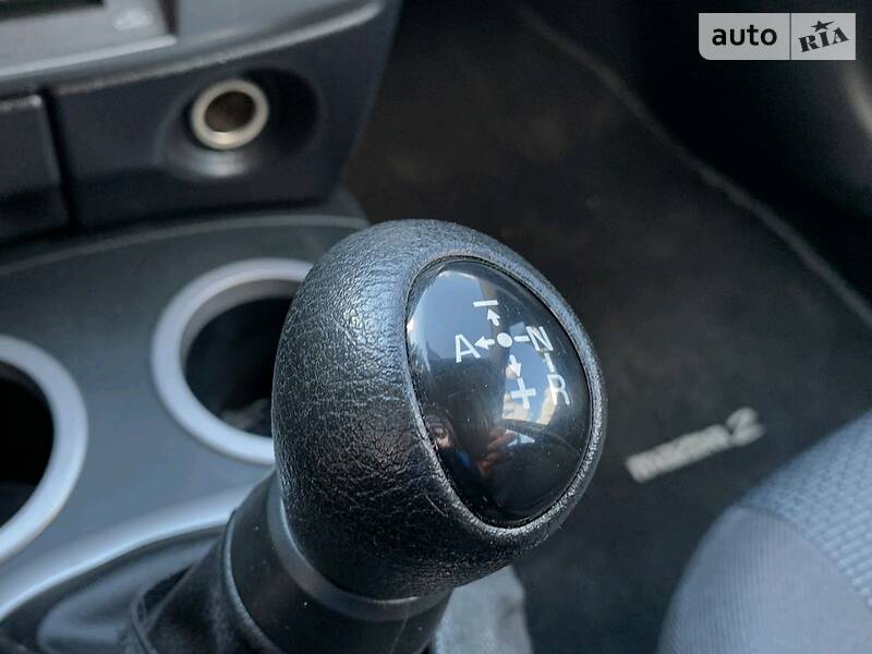 Минивэн Mazda 2 2007 в Ровно