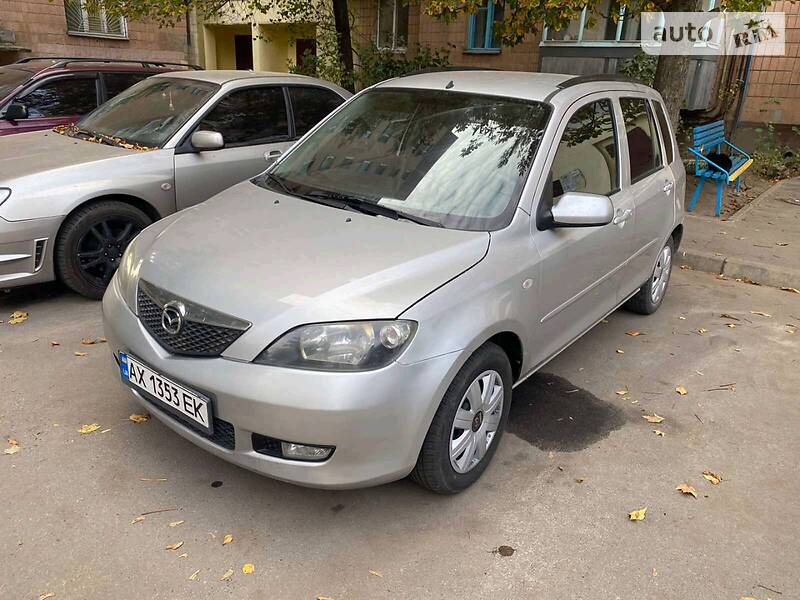Хэтчбек Mazda 2 2003 в Харькове