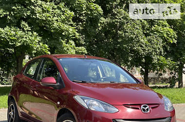 Хэтчбек Mazda 2 2011 в Мариуполе