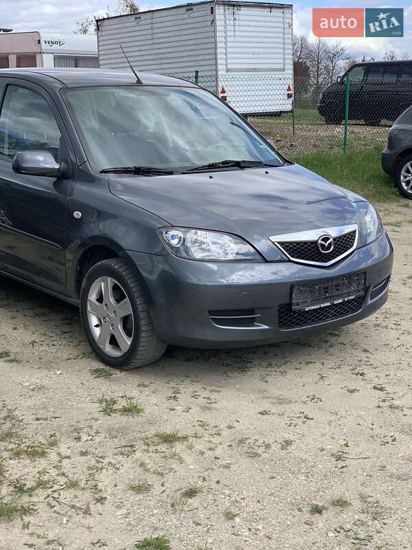 Хетчбек Mazda 2 2005 в Хмельницькому