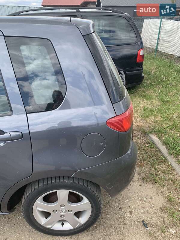 Хетчбек Mazda 2 2005 в Хмельницькому