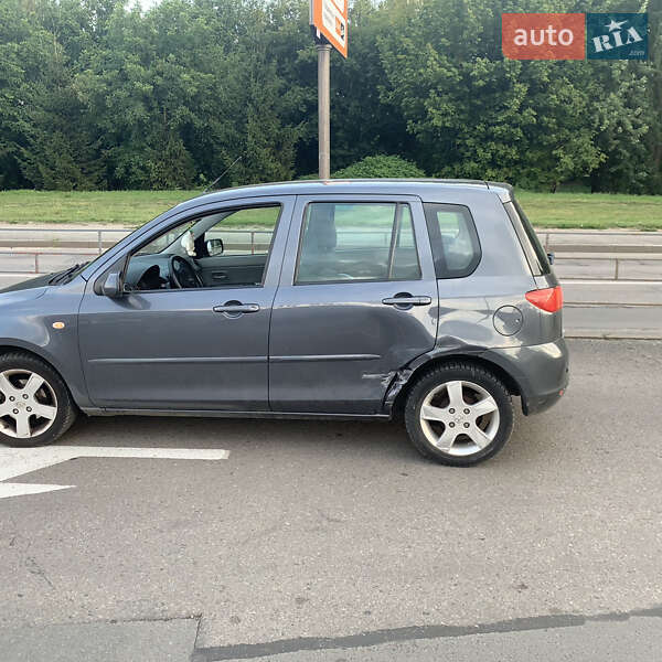 Хетчбек Mazda 2 2005 в Хмельницькому