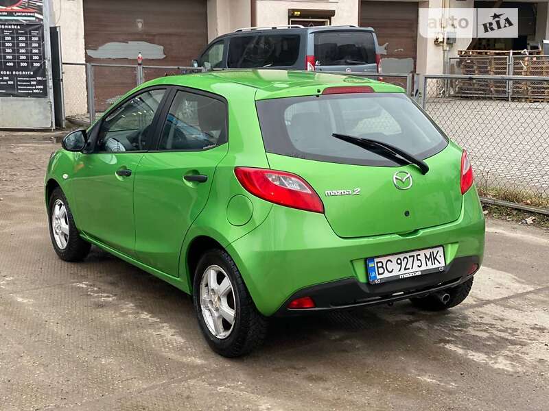Хетчбек Mazda 2 2010 в Ходореві фото 2 Хетчбек Mazda 2 2010 в Ходореві