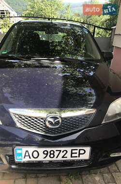 Хэтчбек Mazda 2 2004 в Сваляве
