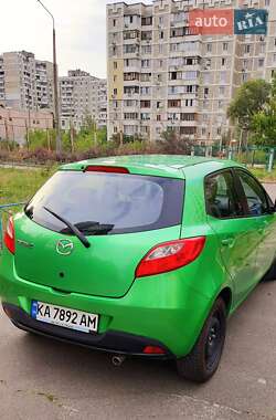 Хэтчбек Mazda 2 2008 в Киеве