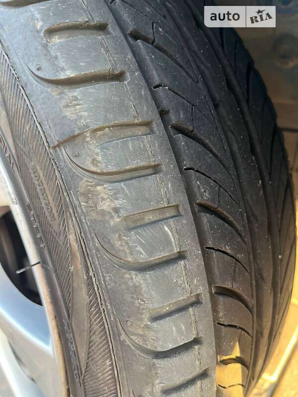 Хэтчбек Mazda 2 2011 в Ровно фото 10 Хэтчбек Mazda 2 2011 в Ровно