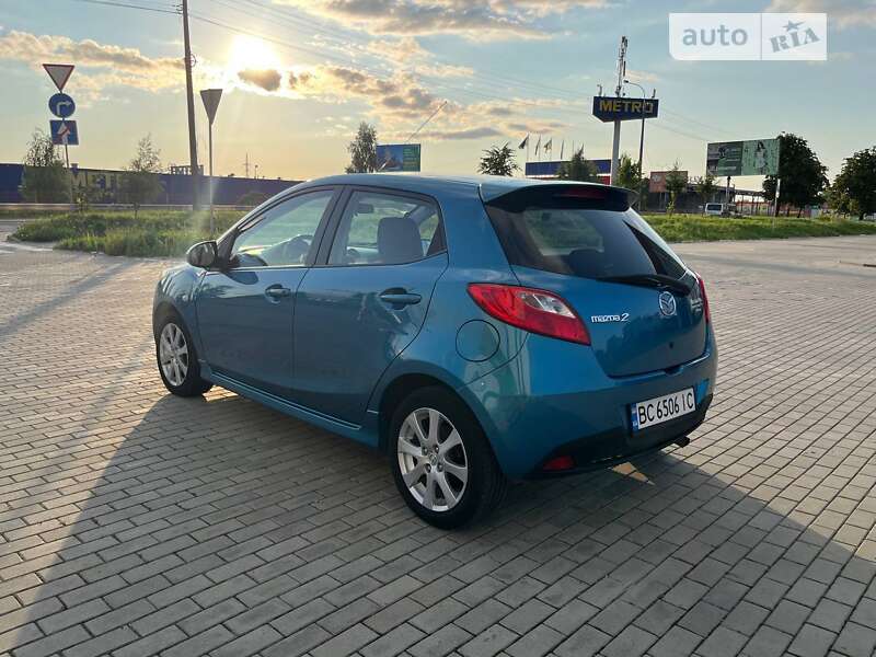 Хэтчбек Mazda 2 2011 в Ровно фото 7 Хэтчбек Mazda 2 2011 в Ровно