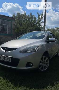 Хэтчбек Mazda 2 2008 в Ровно