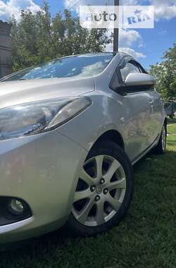 Хетчбек Mazda 2 2008 в Павлограді