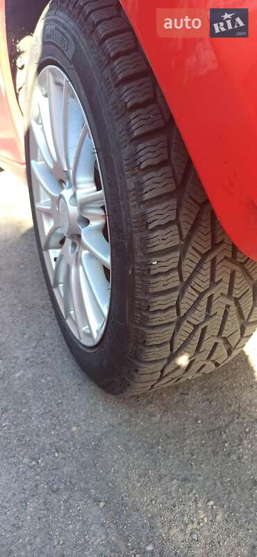 Хэтчбек Mazda 2 2014 в Черкассах