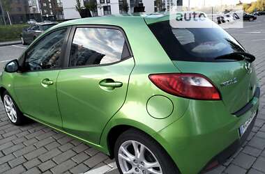 Хетчбек Mazda 2 2008 в Луцьку