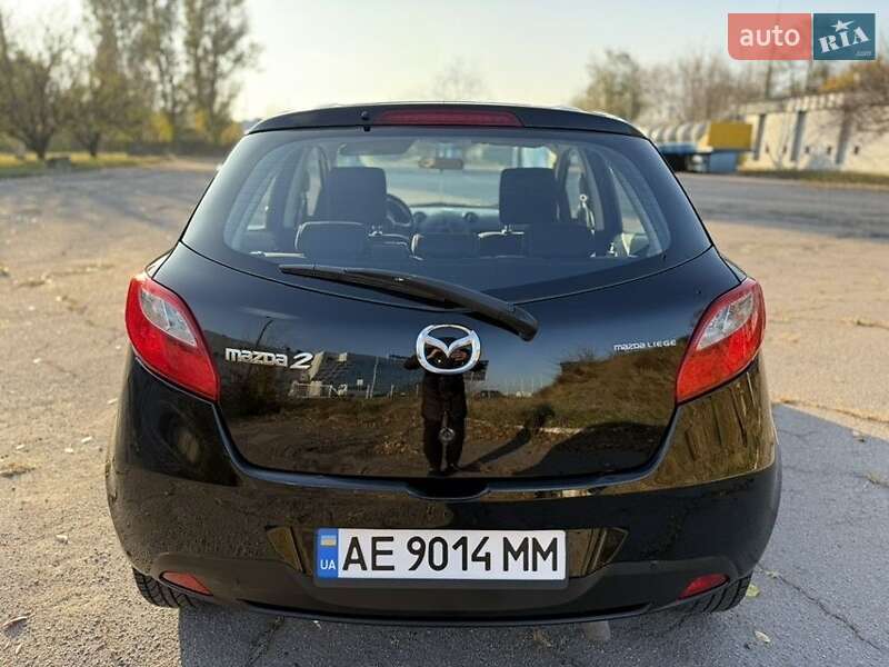 Хэтчбек Mazda 2 2008 в Днепре