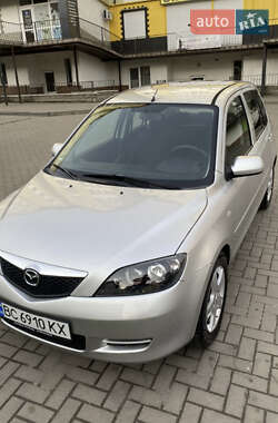 Хэтчбек Mazda 2 2006 в Львове