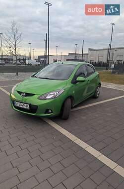 Хэтчбек Mazda 2 2007 в Ужгороде