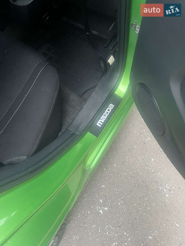Хэтчбек Mazda 2 2009 в Белой Церкви