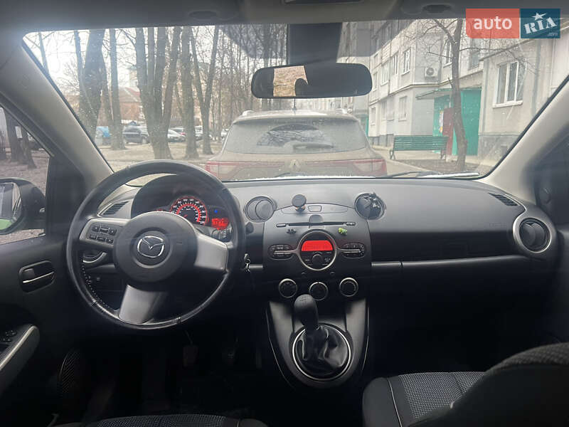 Хэтчбек Mazda 2 2009 в Белой Церкви