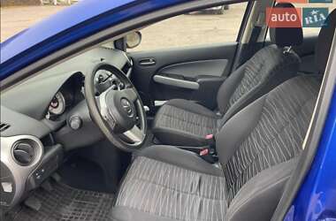 Хетчбек Mazda 2 2009 в Києві